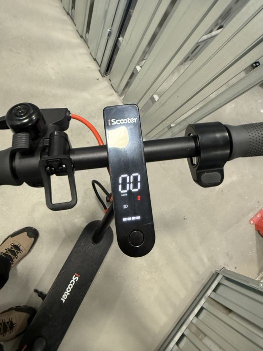 Hulajnoga elektryczna XIAOMI Electric Scooter 4 Lite