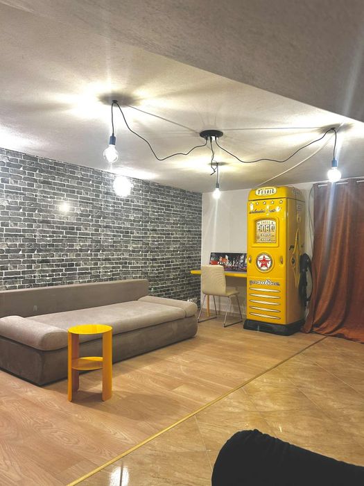 Pokoj dla mezczyzny na Zalesie,miejsce parkingowe