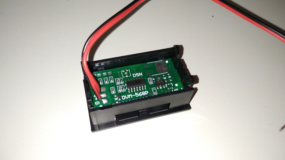 Цифровой вольтметр