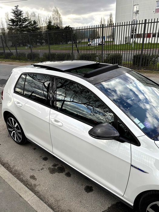 Volkswagen Golf GTE Hibrido Plug-in