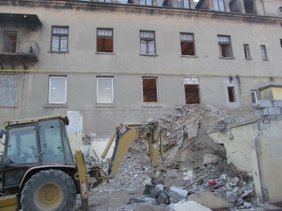 Rozbiórki budynków drewnianych , murowanych , stalowych!