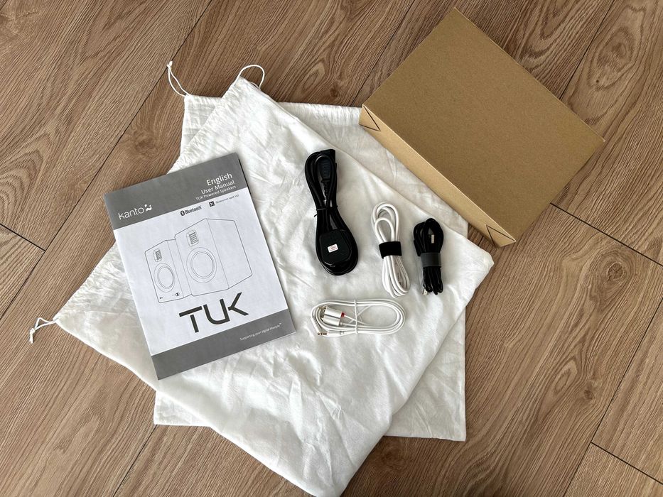 Aktywne kolumny podstawkowe / głośniki Kanto Tuk z Bluetooth i DAC