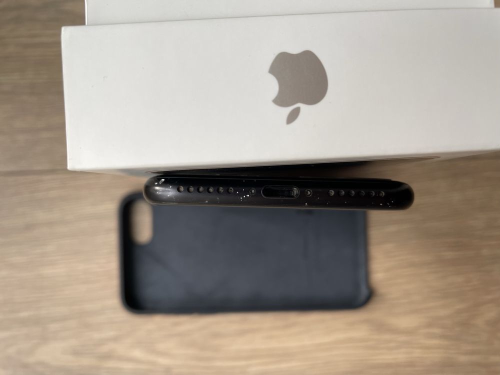 iPhone SE 2020 64GB
