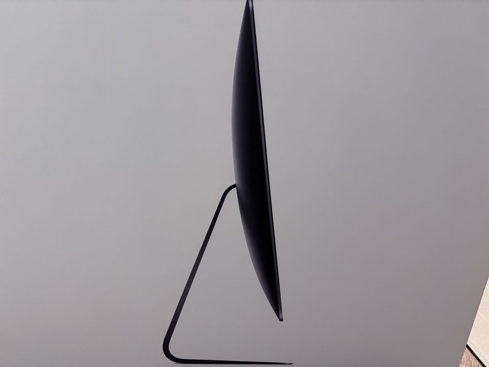 Моноблок apple iMac Pro 27