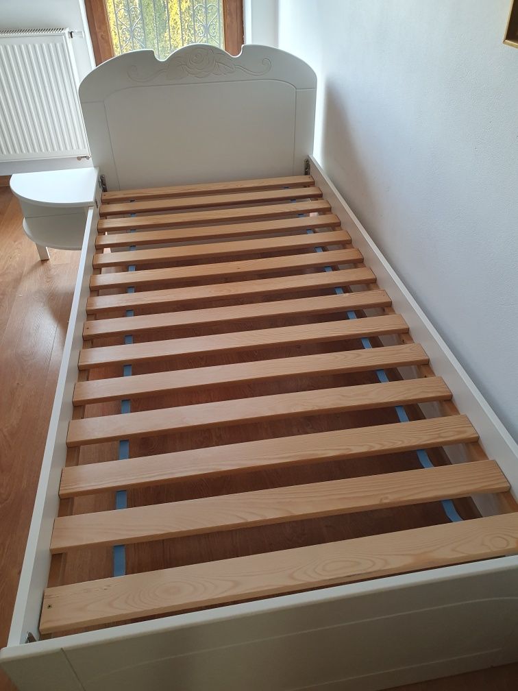 Łóżko meblik bianco fiori