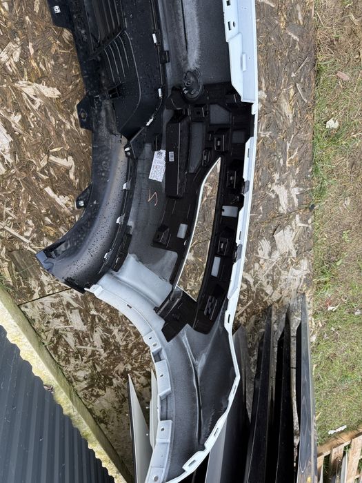 Бампер передній Tesla Y model MY Juniper 2025 передний