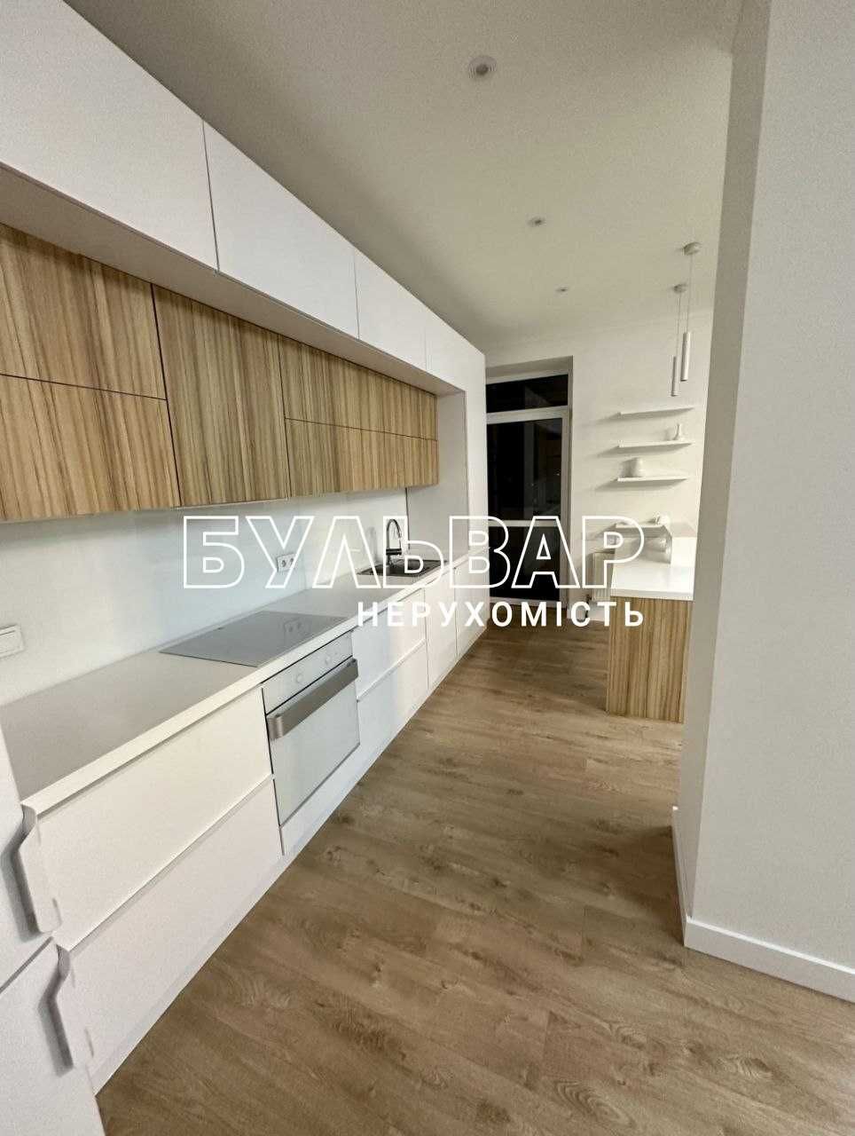 Продам 3 к. кв., Новострой, ул. Культуры 22, Авантаж, м. Научная