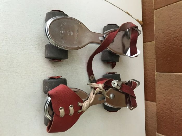 Patins 4 rodas anos 70