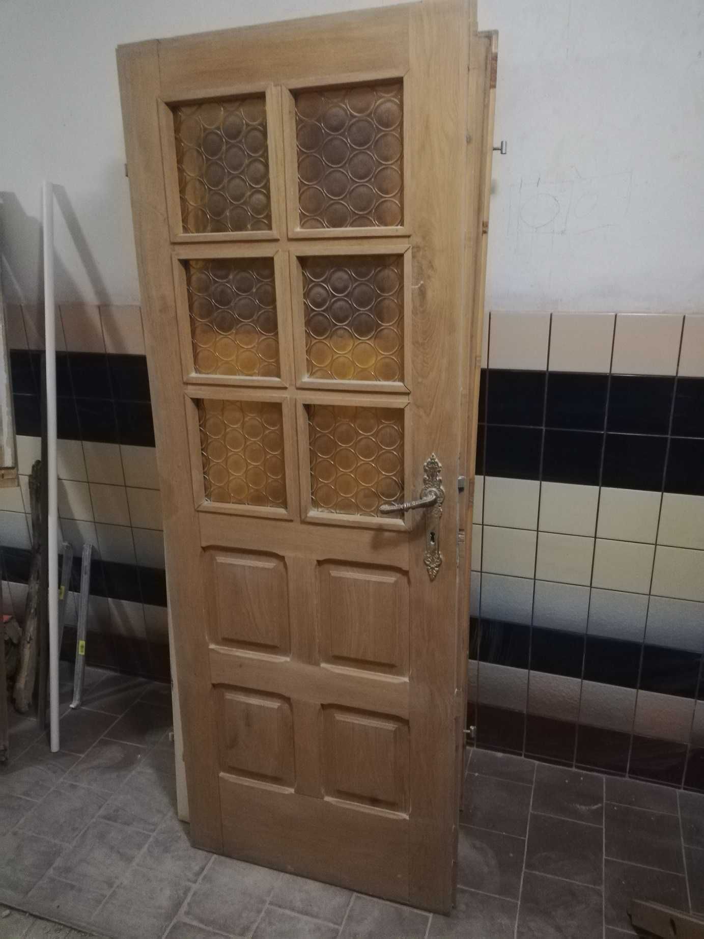 Drzwi drewniane prawe 70ki x 2, dobry stan