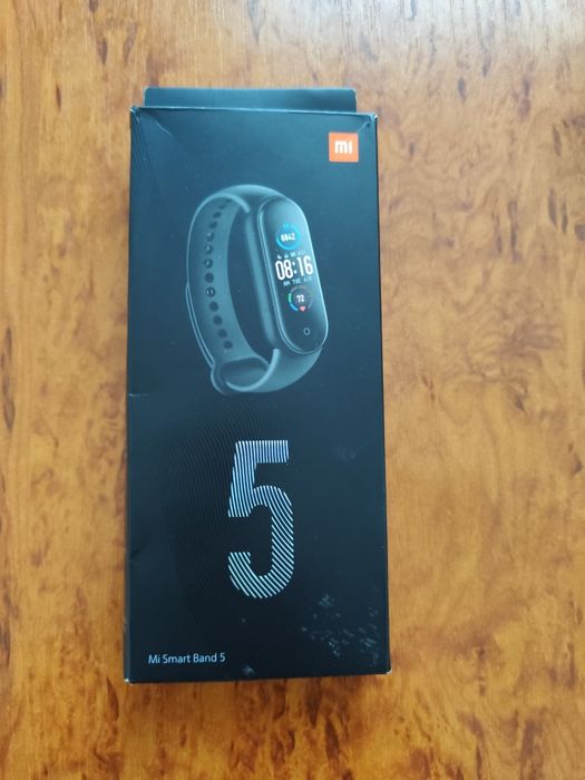 Xiaomi Smart Band 5  вживаний