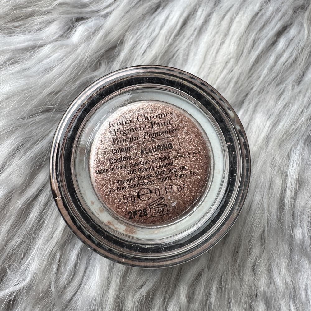 Pigment do powiek Illamasqua