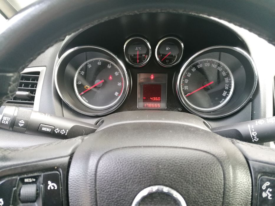 Sprzedam Opel Astra j