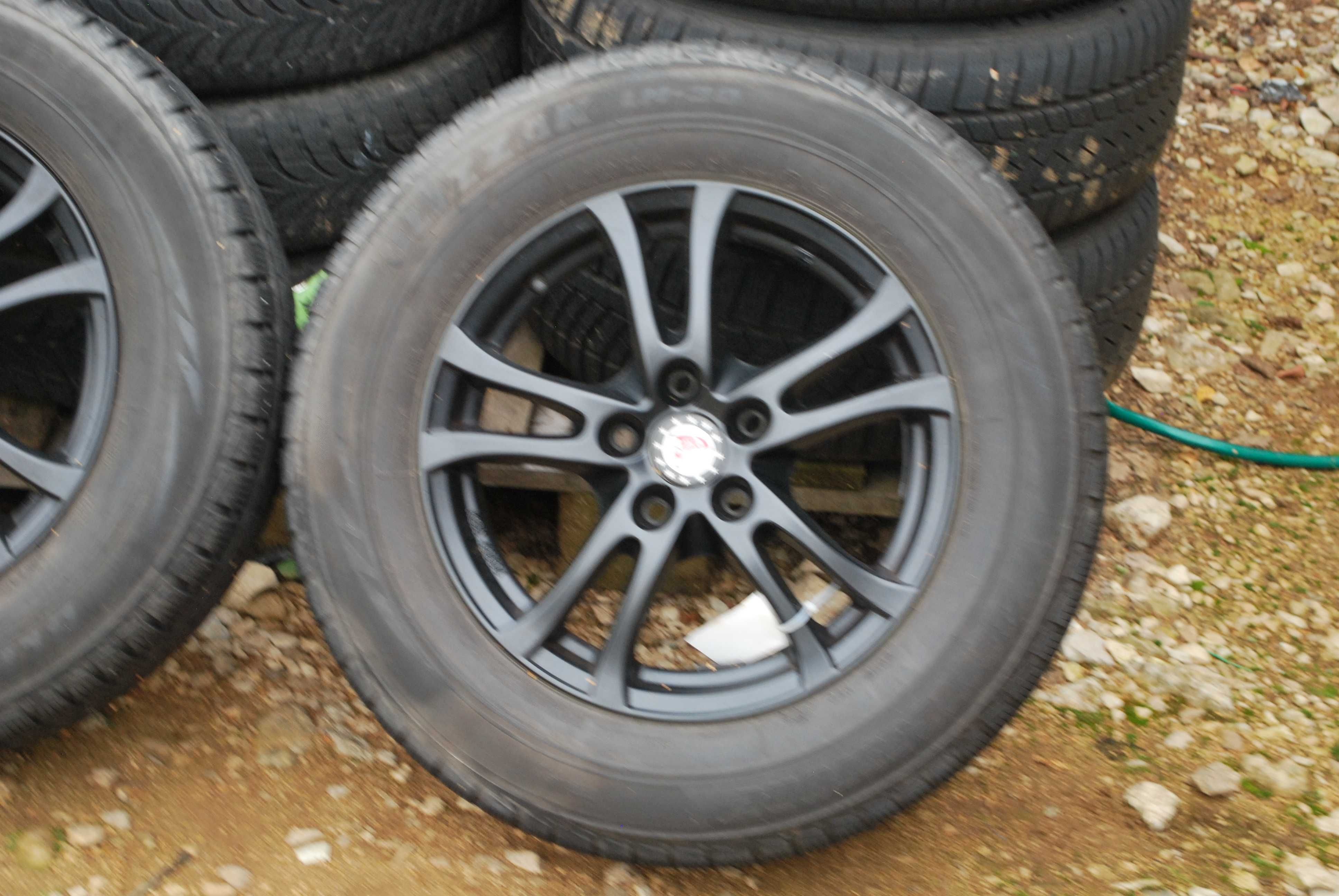 Koła 215/65 R16 5x112 Alufelgi + opony zimowe VW Tiguan Skoda Audi