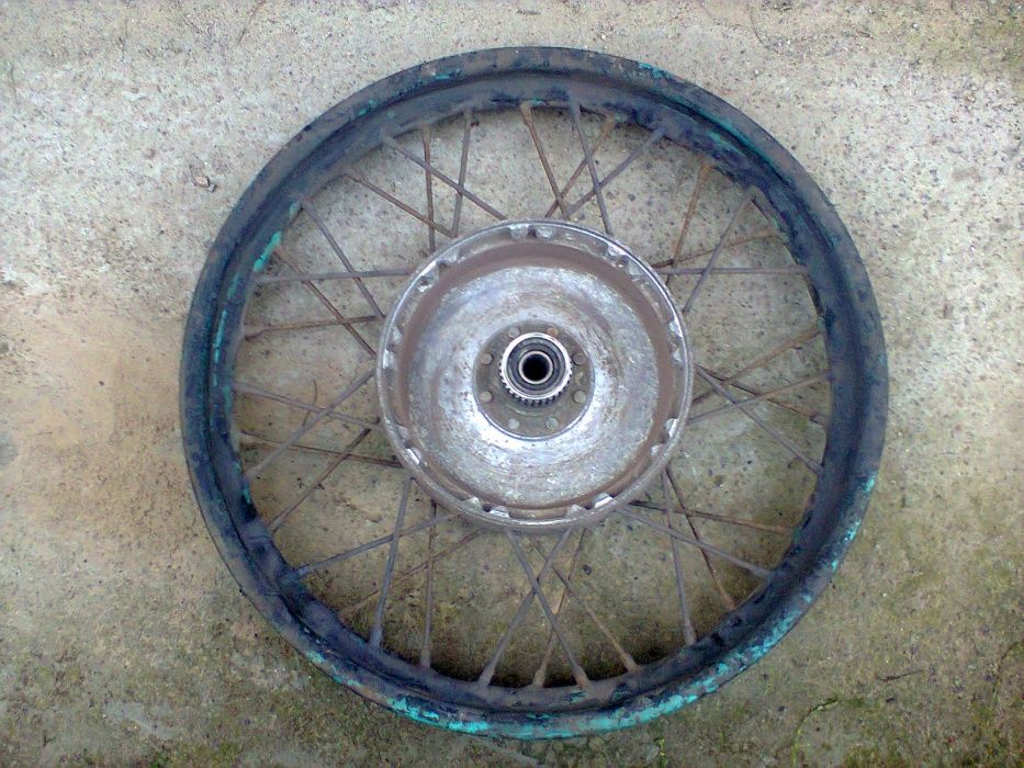колесо на мото ИЖ