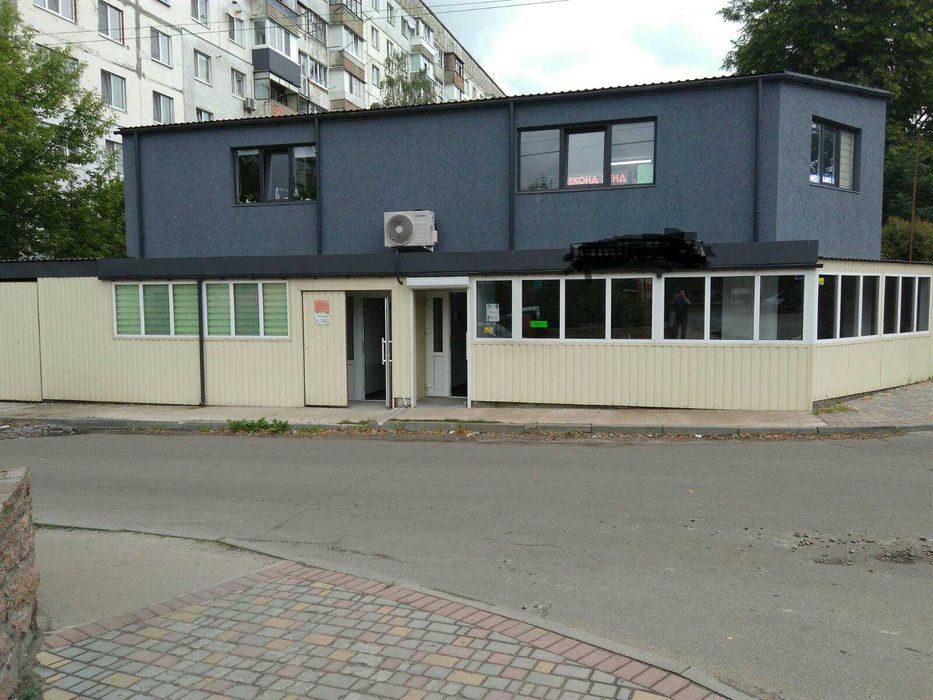 Часть дома можнo под коммерцию ,крошня, 160 м²