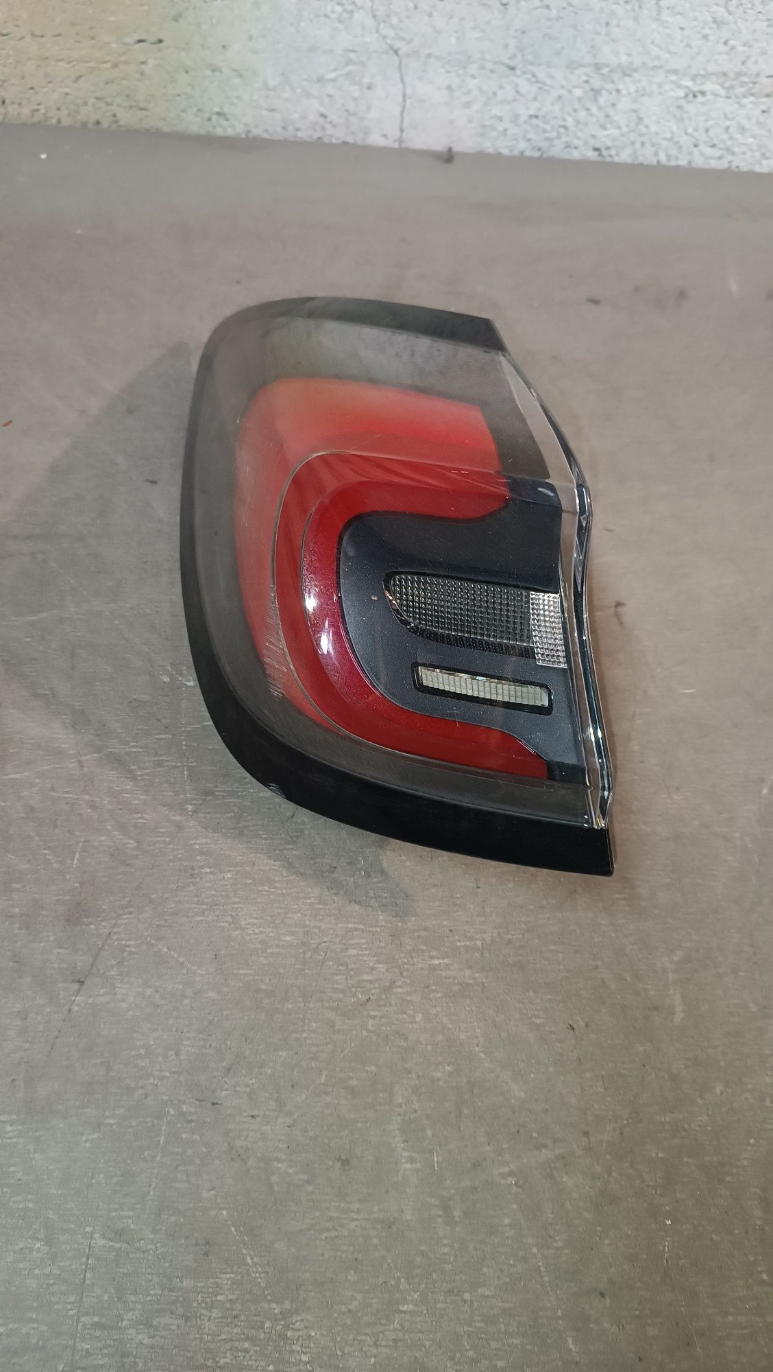 Vendo farolim esquerdo de Ford puma MK 2 ano 2019/20