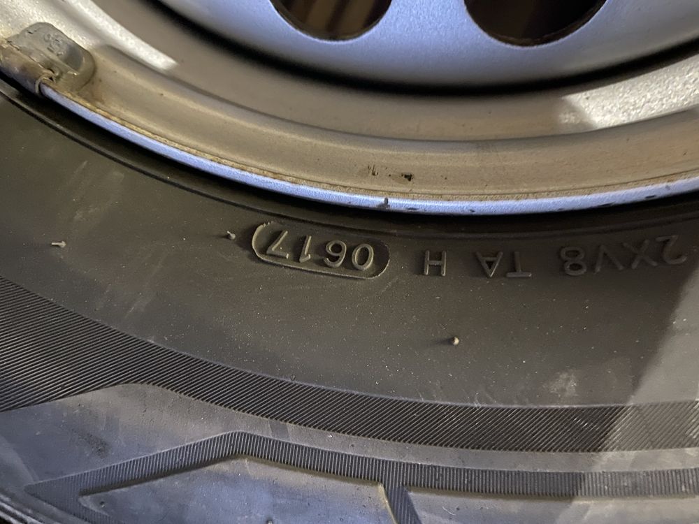 Hankook Резина з дисками 235/65 r16c літо