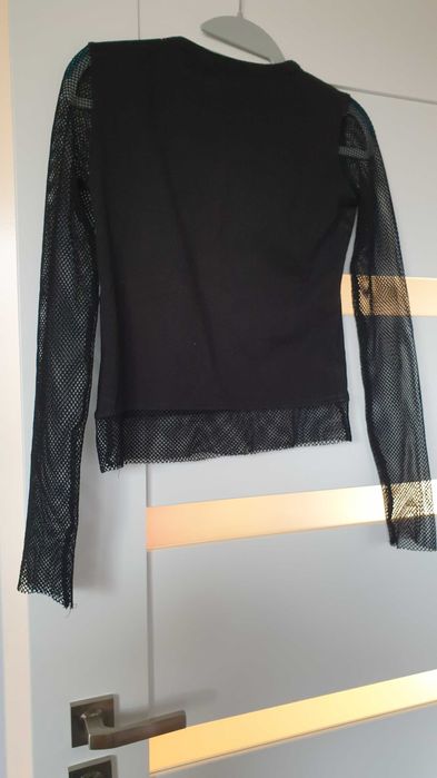 Bluzka czarna, rękawy z siateczki