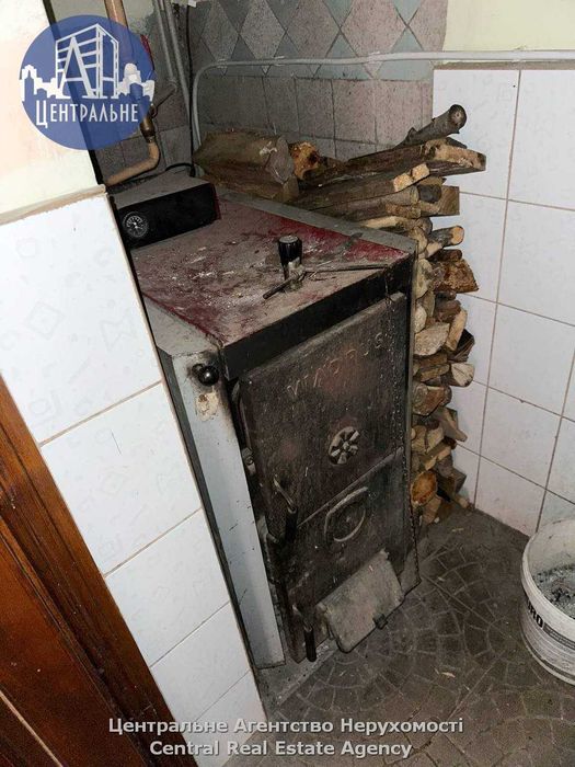 Оренда фасадного комплексу приміщень