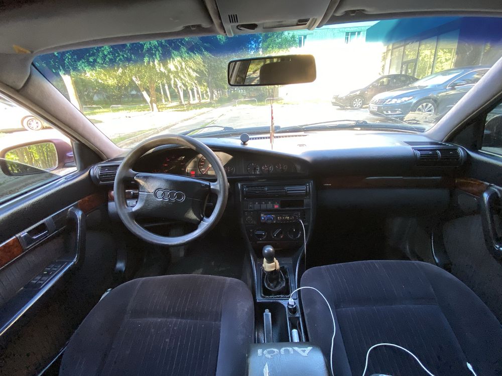 Audi A6c4 2.6 г/б