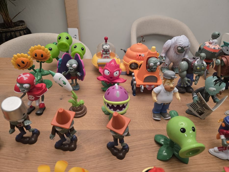 Zestaw figurek Plants vs Zombies
