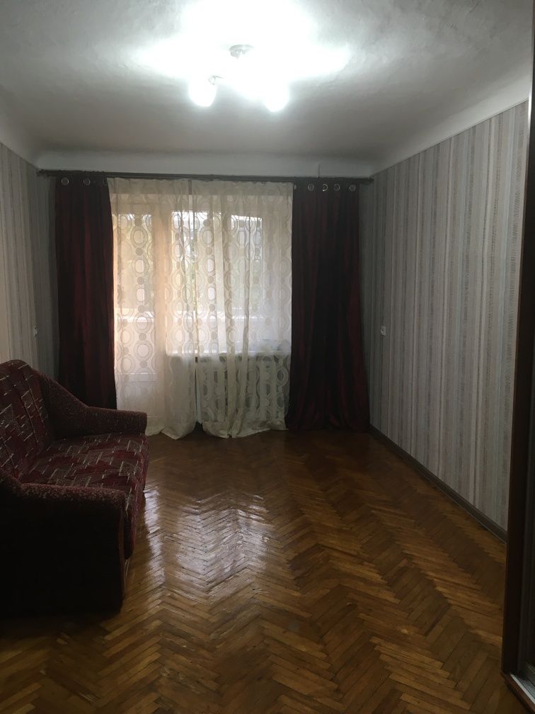 Здам в оренду 2-х кімнатну квартиру.ВІЛЬНА. ВЛАСНИК