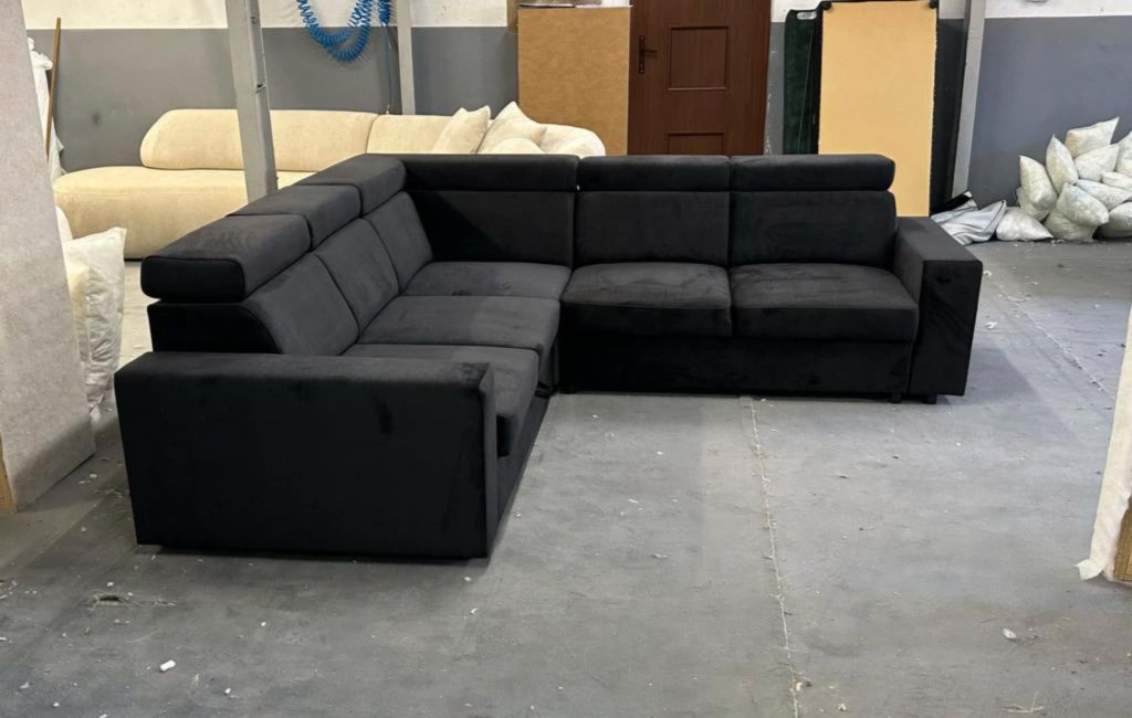 Narożnik 260x260 cm z funkcją spania Regulowane zagłówki