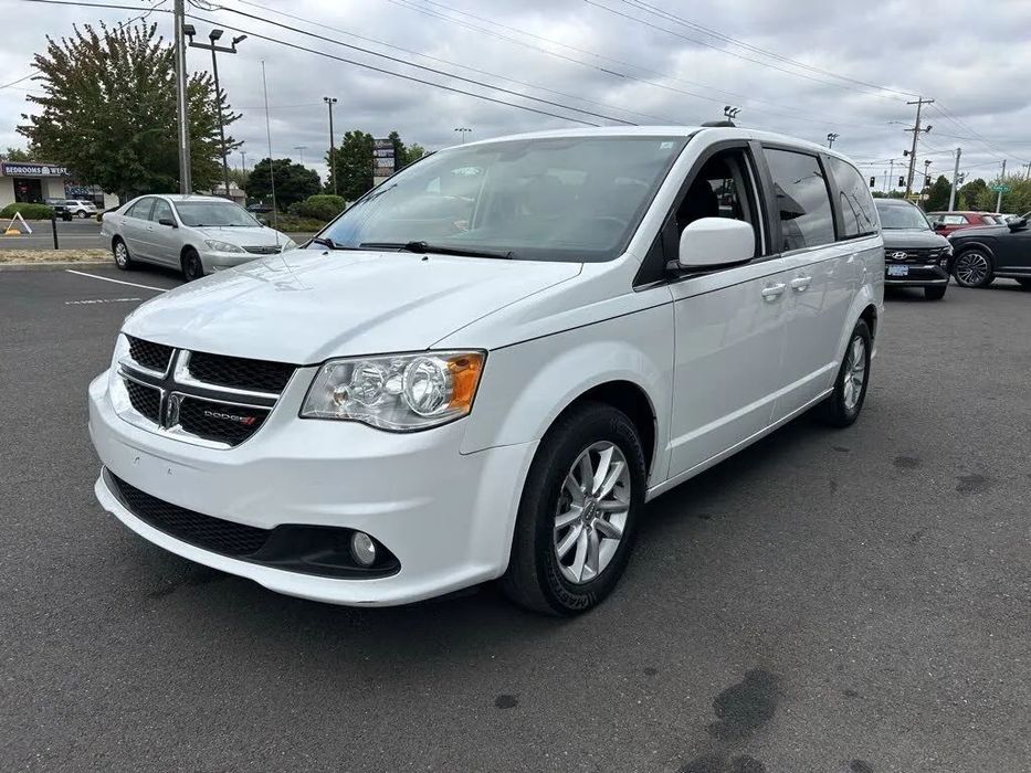 Dodge Grand Caravan DODGE Grad Caravan 2019 | SXT | Bogate wyposażenie | 7 Miejsc | 3.6