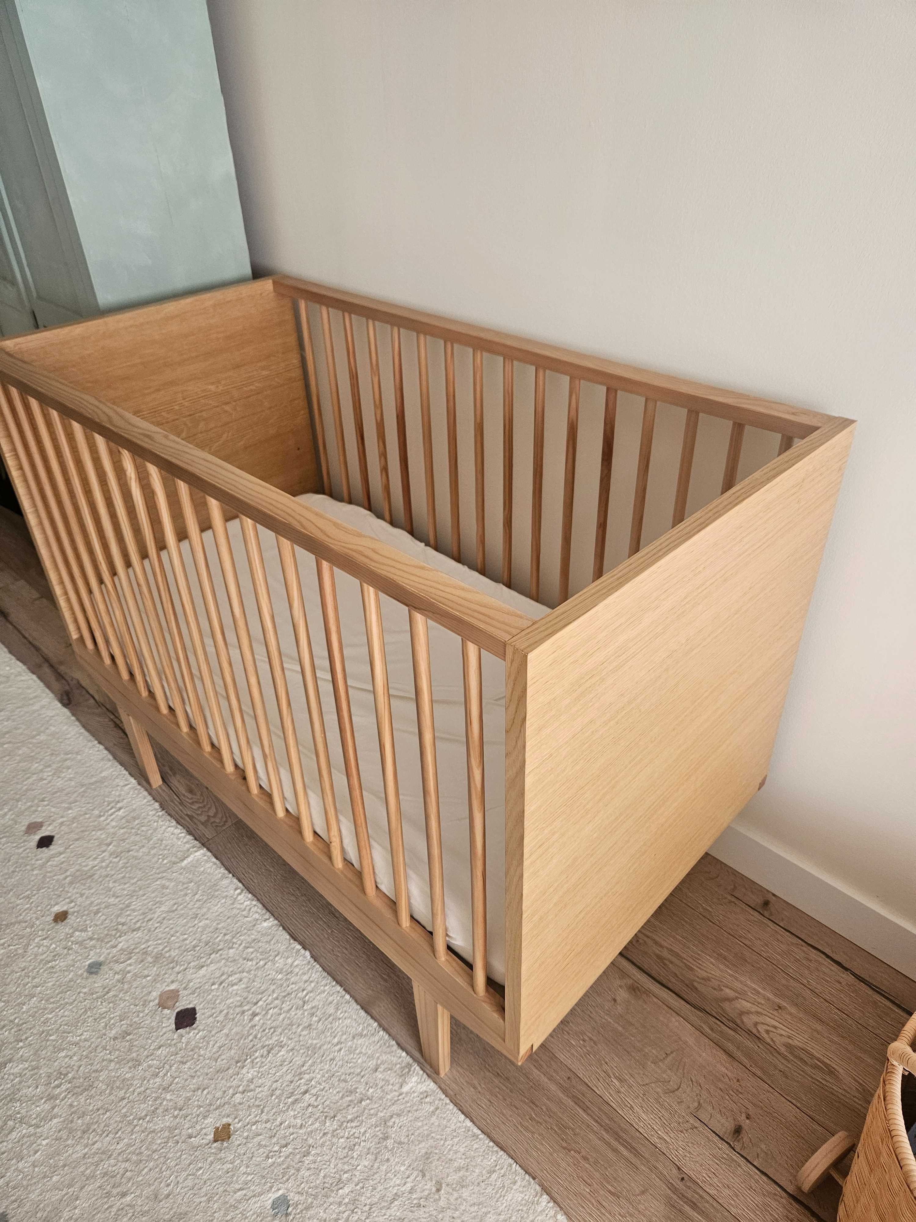 Cama grades com colchão ecus care