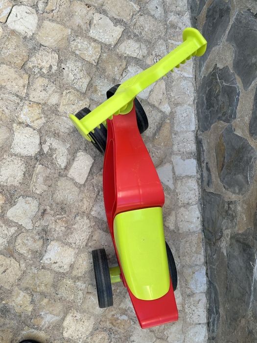 Triciclo criança