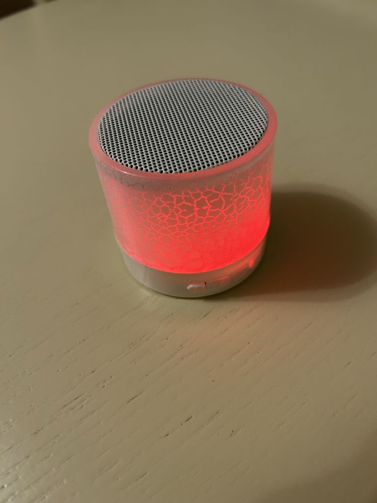 Портативная Bluetooth колонка акустика