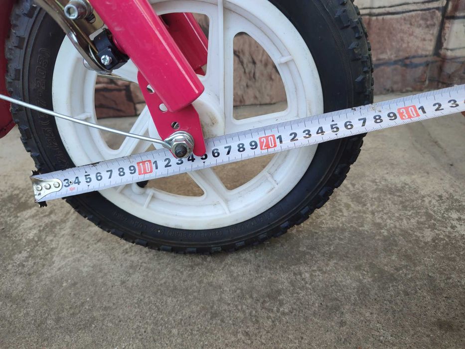 Велосипед 12 дюймів, на 2-4 роки