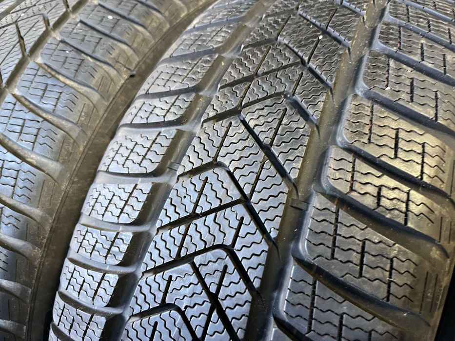 225/55/18 102V Pirelli SottoZero 3