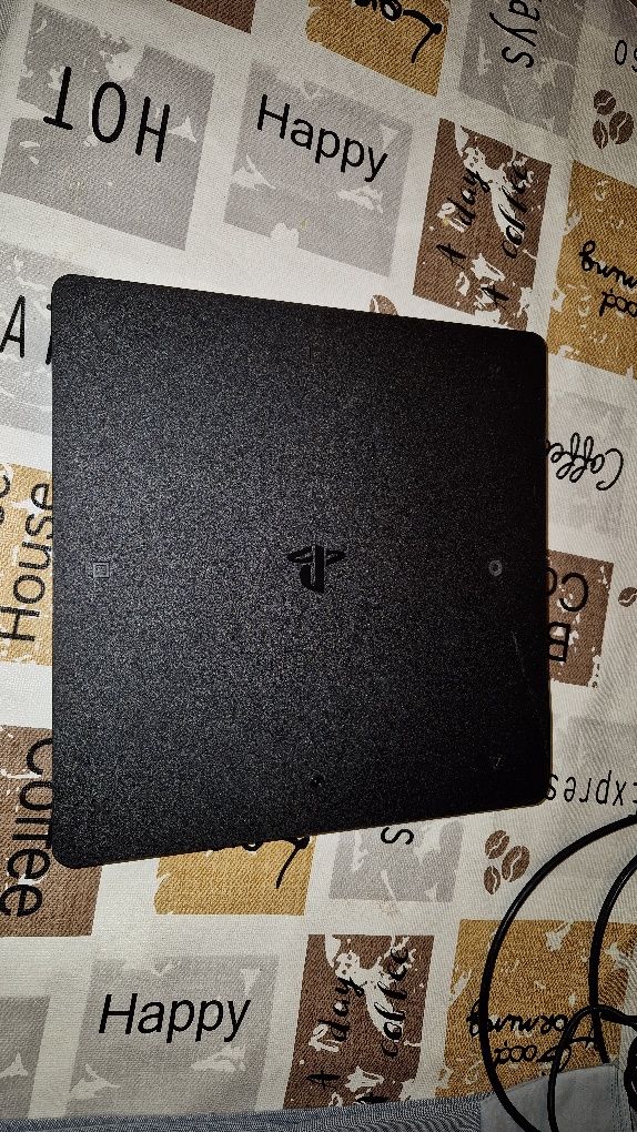 Playstation 4 + Assassins Creed Valhalla