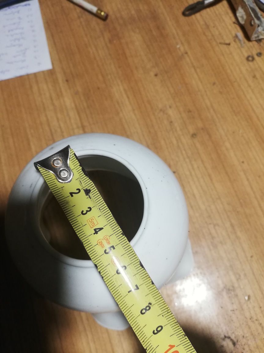K18 Stary klosz biały do lampy naftowej, tulipan