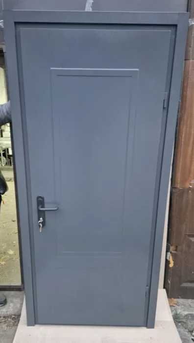 Двері технічні вхідні від виробника В наявності Металеві двері з дсп