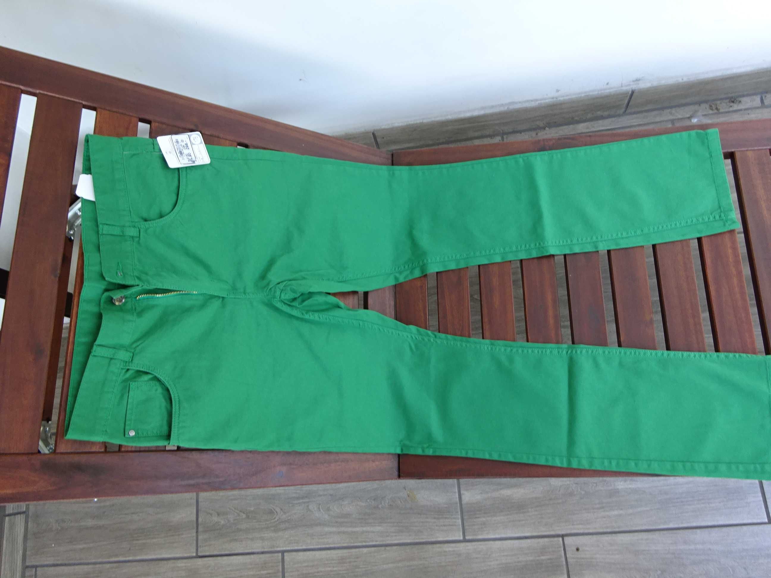 spodnie chłopięce na wzrost 176 cm ; C&A, zielone, nowe
