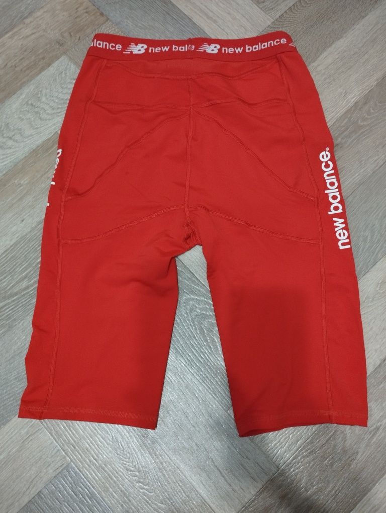 Компрессионные шорты New Balance