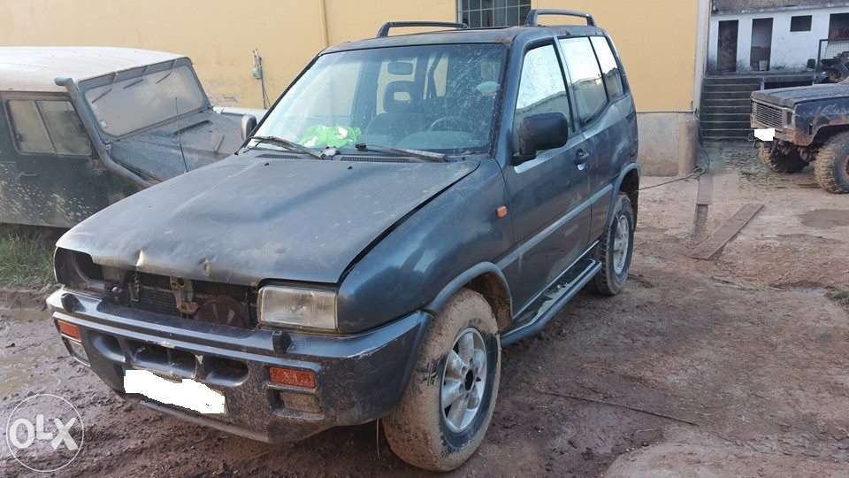 Nissan terrano ford maverick