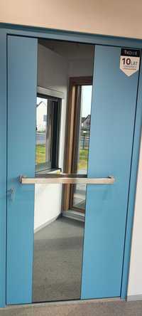 Drzwi zewnętrzne aluminiowe firmy Kobbe od ręki