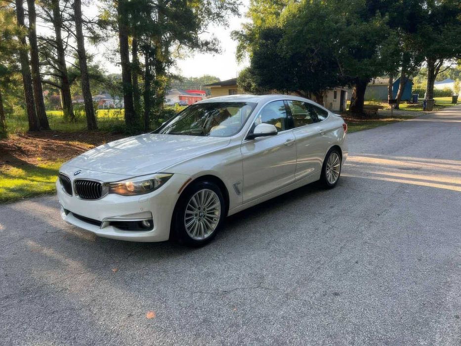 BMW 3 Series 328i xDrive GT      2015
