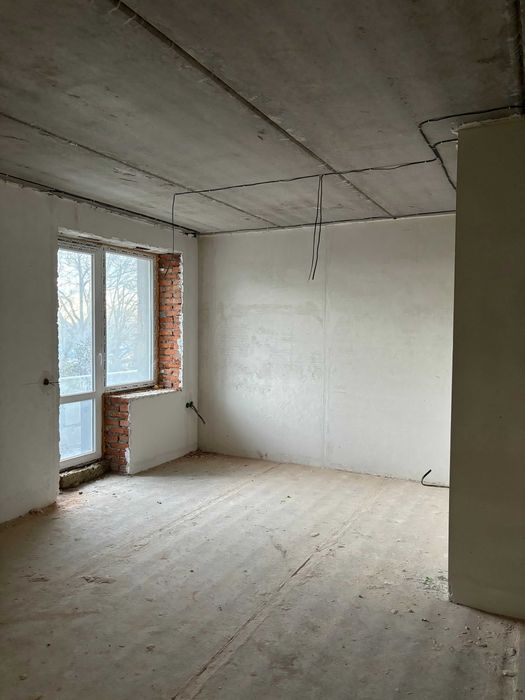 Сучасна квартира у новобудові