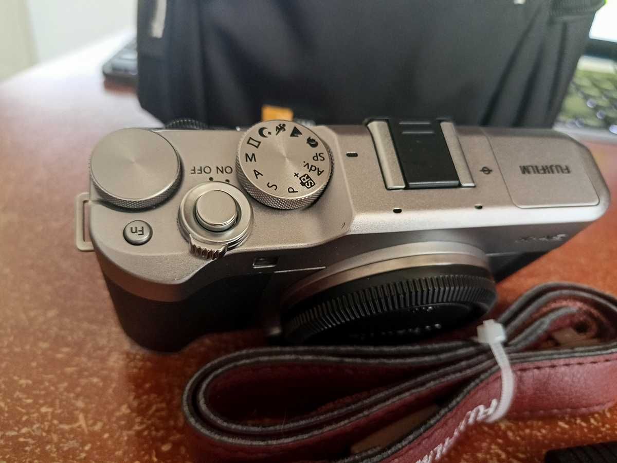 Máquina Fujifilm X-A5 - 24 MP - Silver "c/nova"