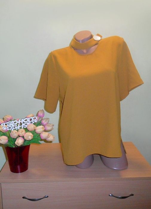 блузка Зара горчичного цвета плотная 50-52 размер