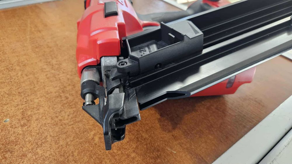 Gwoździarka Milwaukee m18 ffn21-STAN IDEALNY