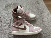 Air Jordan 1 Mid