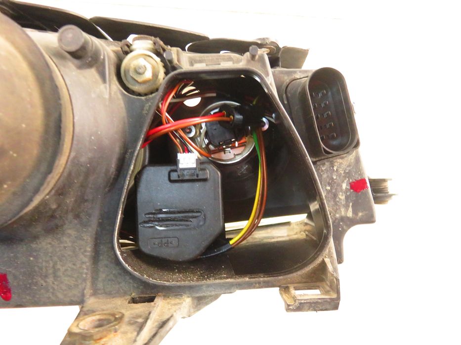 Lampa Lewa Przednia Vw Passat B5 Lift