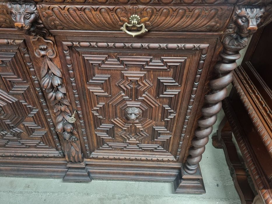 bufet kredens drewniany antyk rzeźbiony