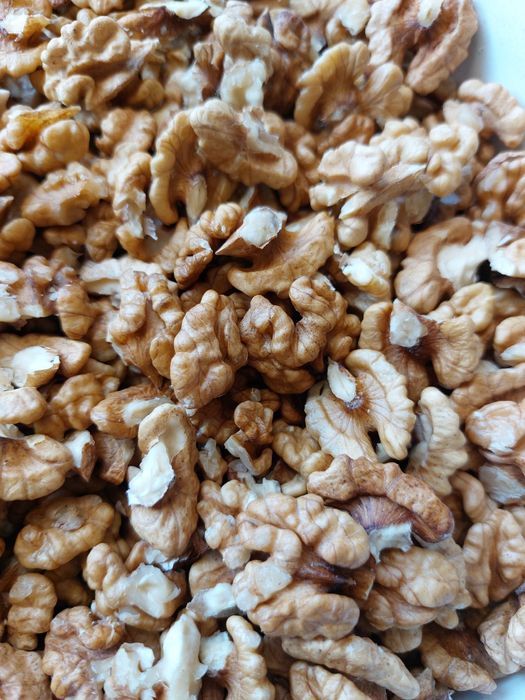 Грецькі горіхи лущені.