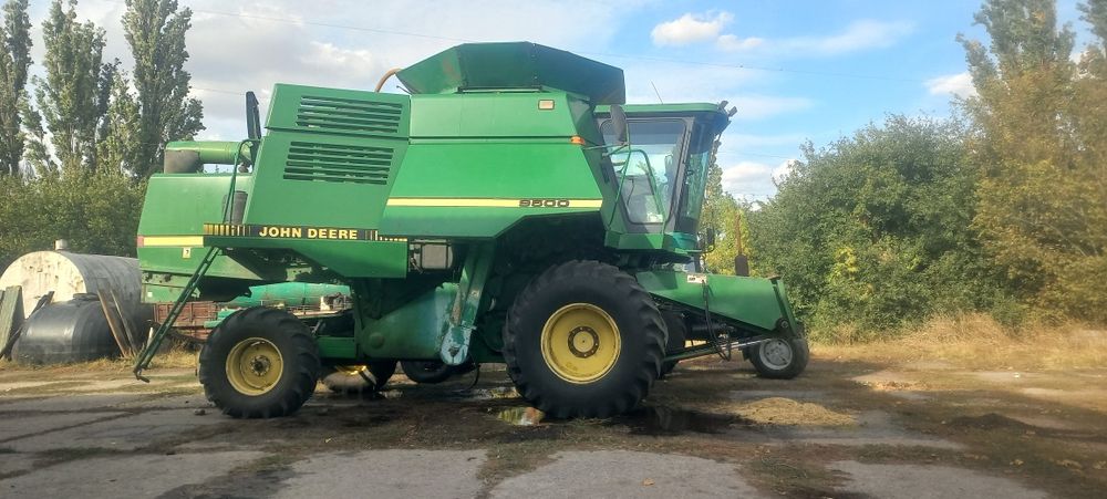 Комбаин Джон Дир 9500